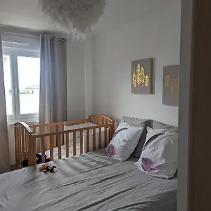 https://chez-nonna.hotels-rhonealpes.com