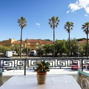 https://residence-les-mandariniers.fr-provencehotel.com