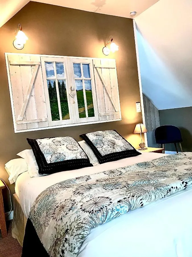 A L'Oree Du Bois Pommerit-le-Vicomte Bed & Breakfast