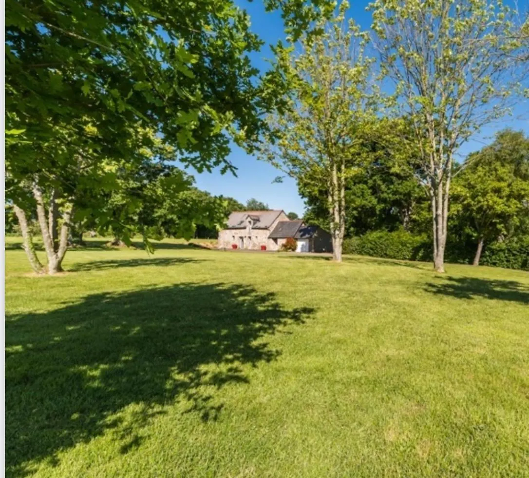 Bed & Breakfast A L'Oree Du Bois Pommerit-le-Vicomte